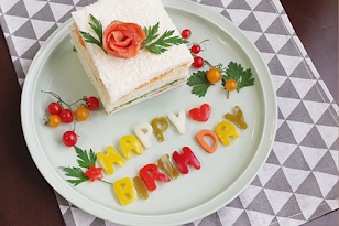 メッセージピクルスhappy Birthday のサンドイッチケーキ いずみピクルス